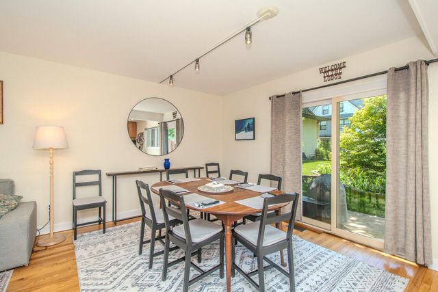 1795 Hideaway Lane, Ann Arbor, MI 48105