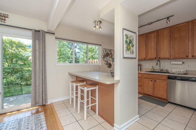 1795 Hideaway Lane, Ann Arbor, MI 48105