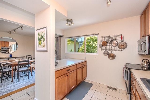 1795 Hideaway Lane, Ann Arbor, MI 48105