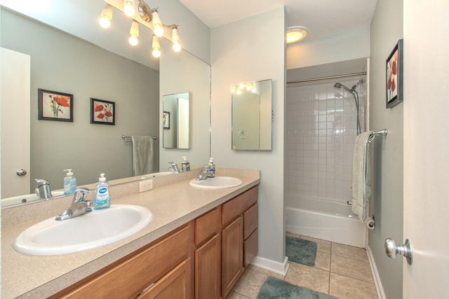 1795 Hideaway Lane, Ann Arbor, MI 48105