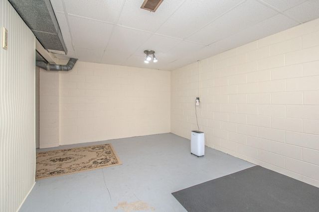 1795 Hideaway Lane, Ann Arbor, MI 48105