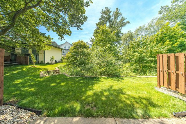 1795 Hideaway Lane, Ann Arbor, MI 48105