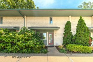 1795 Hideaway Lane, Ann Arbor, MI 48105