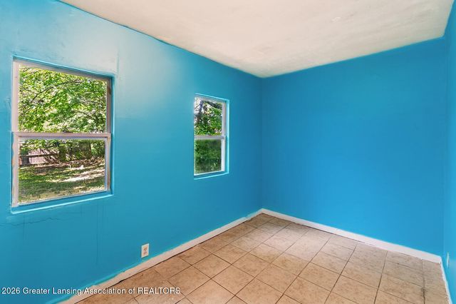 819 Larned Street, Lansing, MI 48912