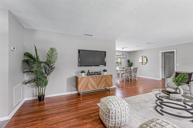 150 LAKE DESTINY TRAIL, Altamonte Springs, FL 32714