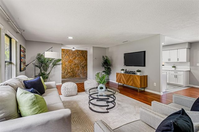 150 LAKE DESTINY TRAIL, Altamonte Springs, FL 32714