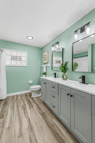 150 LAKE DESTINY TRAIL, Altamonte Springs, FL 32714