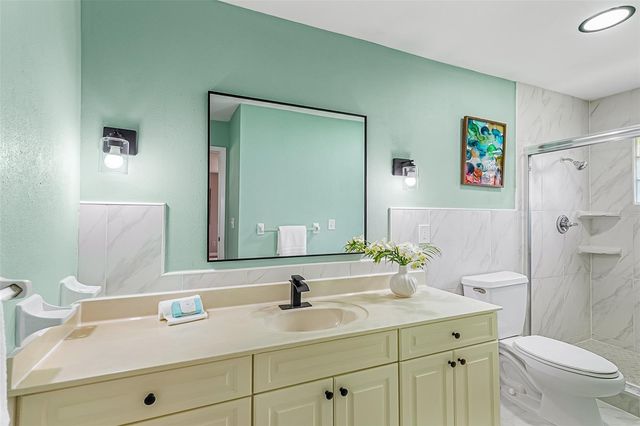 150 LAKE DESTINY TRAIL, Altamonte Springs, FL 32714