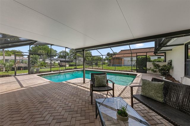 150 LAKE DESTINY TRAIL, Altamonte Springs, FL 32714