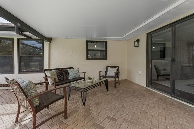 150 LAKE DESTINY TRAIL, Altamonte Springs, FL 32714