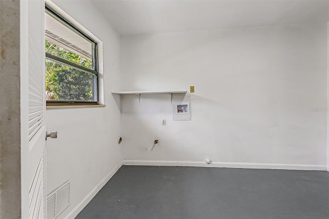 150 LAKE DESTINY TRAIL, Altamonte Springs, FL 32714