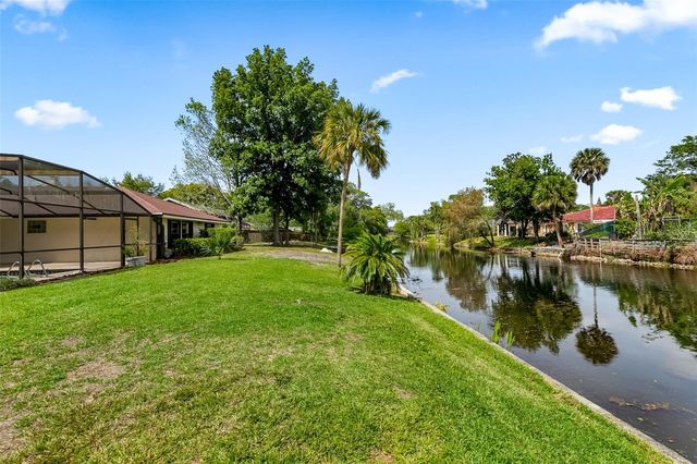150 LAKE DESTINY TRAIL, Altamonte Springs, FL 32714