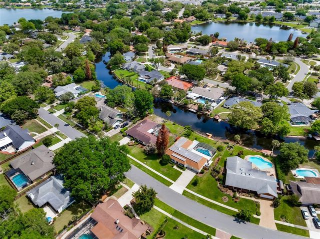 150 LAKE DESTINY TRAIL, Altamonte Springs, FL 32714
