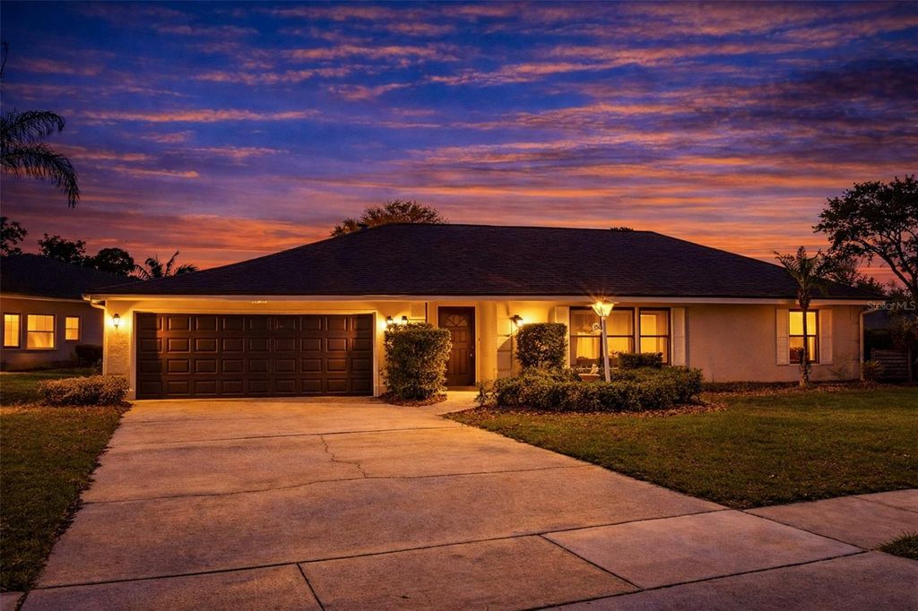 150 LAKE DESTINY TRAIL, Altamonte Springs, FL 32714