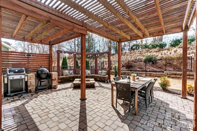 12520 Old Westbury Drive, Cornelius, NC 28031