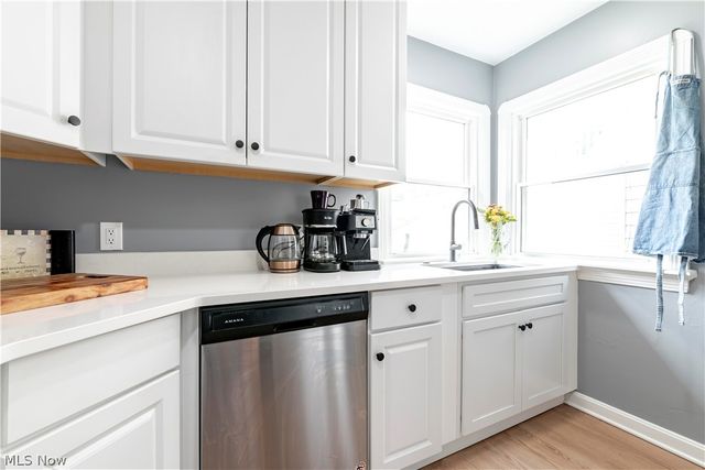 14707 Delaware Avenue, Lakewood, OH 44107