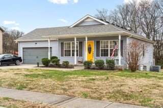 3715 Gray Fox Dr, Clarksville, TN 37040