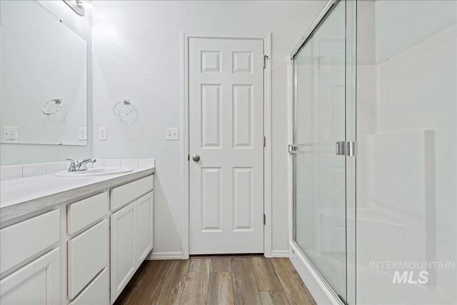 583 E Ronda St, Kuna, ID 83634