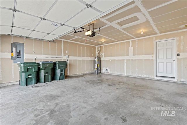 583 E Ronda St, Kuna, ID 83634