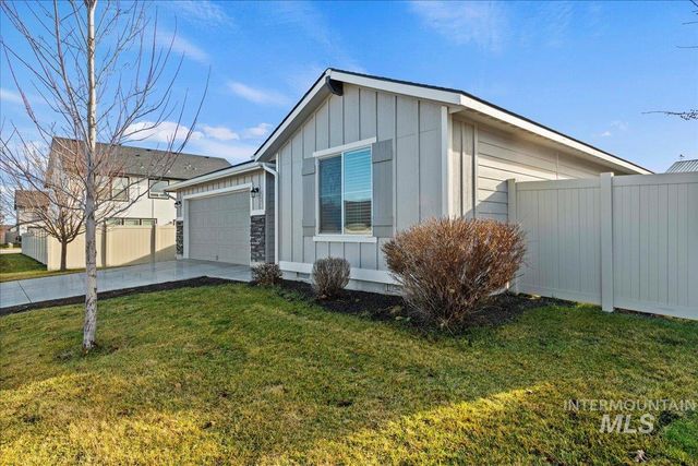 583 E Ronda St, Kuna, ID 83634