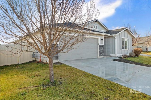 583 E Ronda St, Kuna, ID 83634