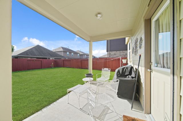 2507 Sunlit Meadow Trail, Fresno, TX 77545