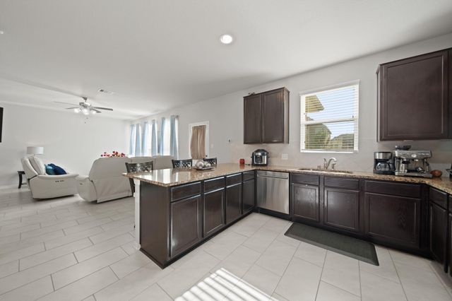 2507 Sunlit Meadow Trail, Fresno, TX 77545