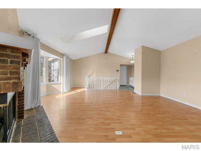 14314 Riverfront Drive, Florissant, MO 63034