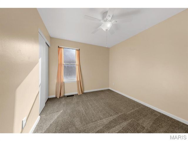 14314 Riverfront Drive, Florissant, MO 63034