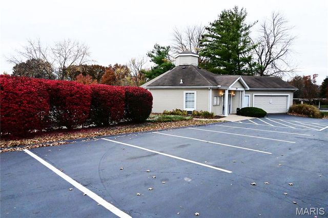 14314 Riverfront Drive, Florissant, MO 63034