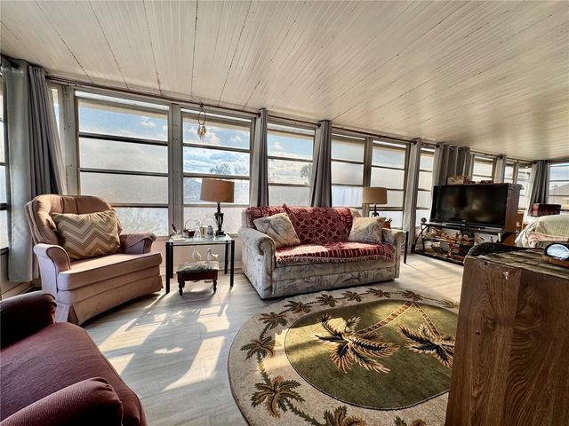 4842 BRITNI WAY 058, Zephyrhills, FL 33541