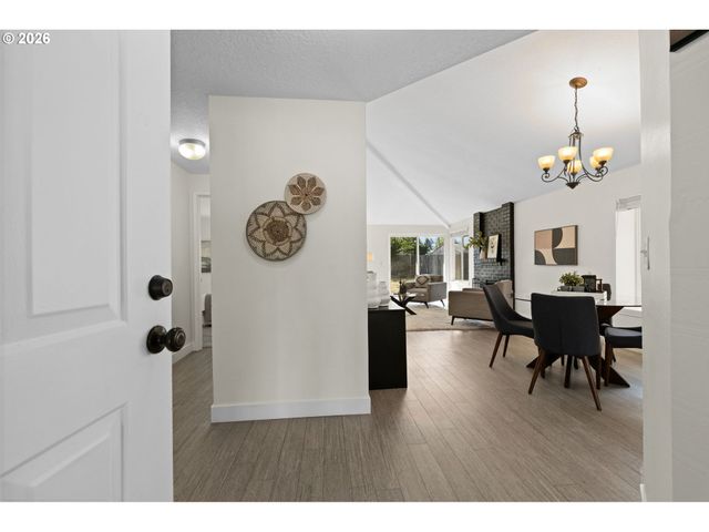 21532 Sw PEGGY Ct, Beaverton, OR 97003