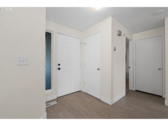 21532 Sw PEGGY Ct, Beaverton, OR 97003