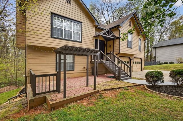 5423 Sugar Mill Drive, Flowery Branch, GA 30542