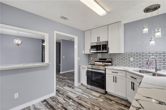 5423 Sugar Mill Drive, Flowery Branch, GA 30542