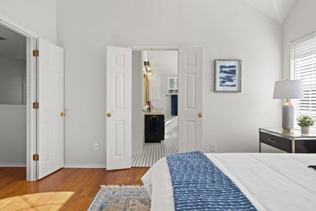 8213 Cheno Cortina TRL, Austin, TX 78749