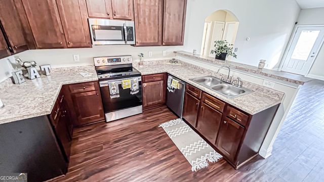 715 Sleepy Hollow, Griffin, GA 30224