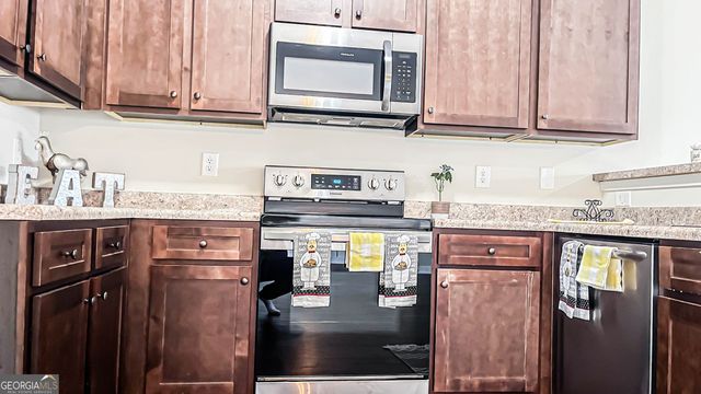 715 Sleepy Hollow, Griffin, GA 30224