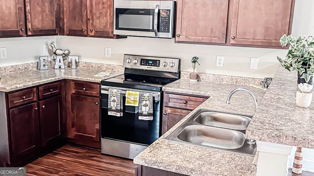 715 Sleepy Hollow, Griffin, GA 30224