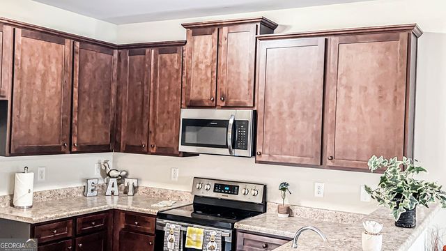 715 Sleepy Hollow, Griffin, GA 30224