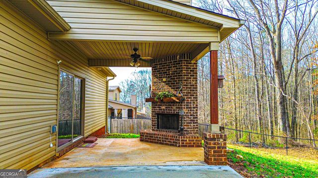 715 Sleepy Hollow, Griffin, GA 30224