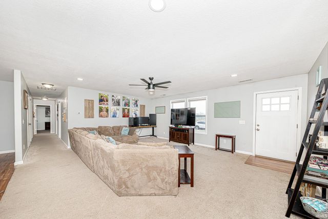 508 W 5th Avenue, Garrett, IN 46738