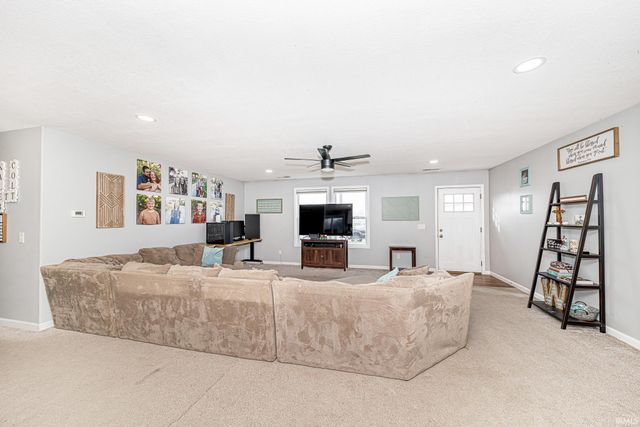 508 W 5th Avenue, Garrett, IN 46738