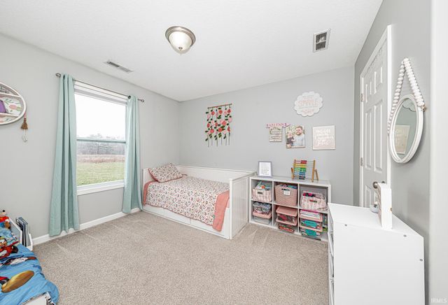 508 W 5th Avenue, Garrett, IN 46738