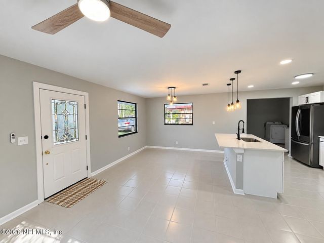 4942 SPRING GLEN Road, Jacksonville, FL 32207
