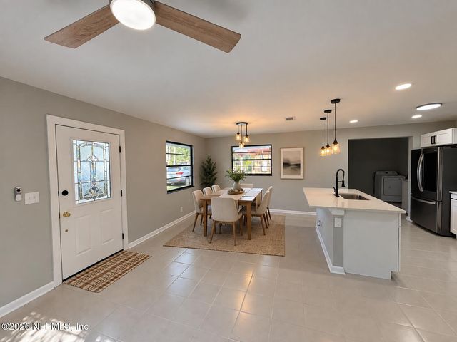 4942 SPRING GLEN Road, Jacksonville, FL 32207