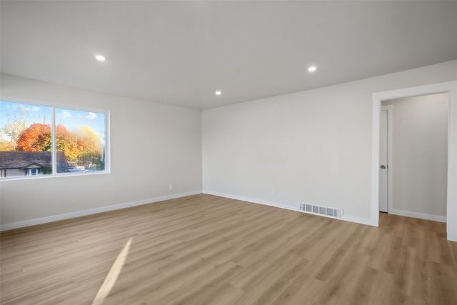 13307 35th Avenue S, Tukwila, WA 98168