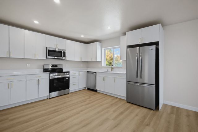 13307 35th Avenue S, Tukwila, WA 98168