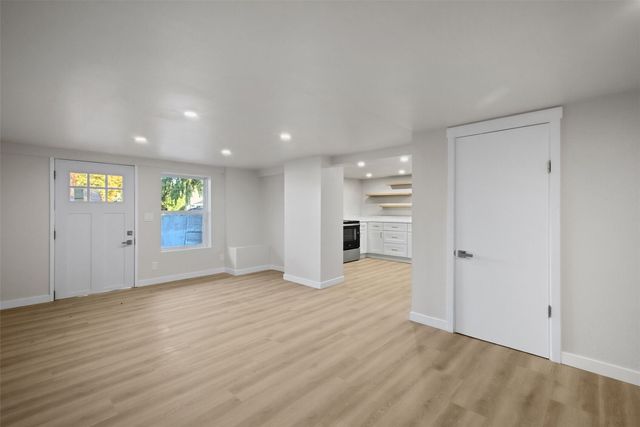 13307 35th Avenue S, Tukwila, WA 98168