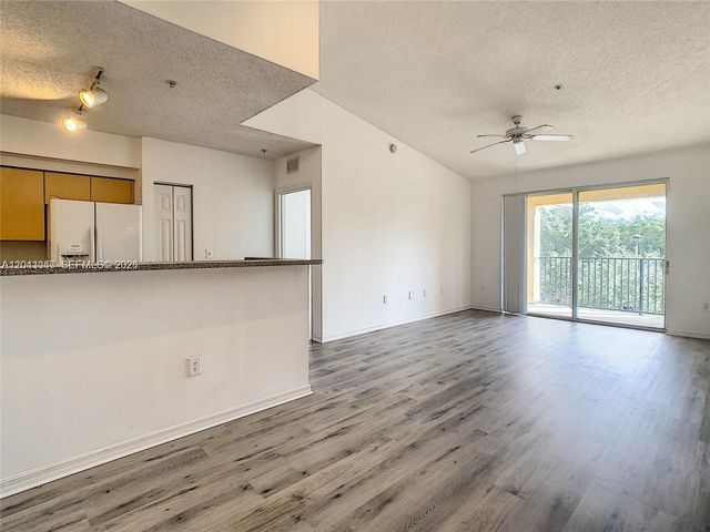 2080 W Preserve Way 303, Miramar, FL 33025